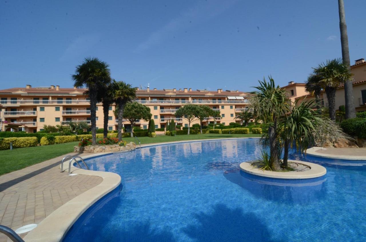 Port Pals E 202 Apartment Bagian luar foto