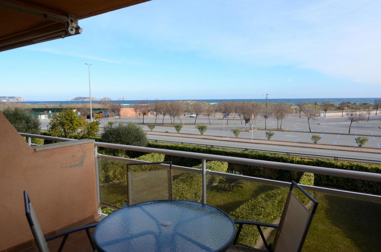 Port Pals E 202 Apartment Bagian luar foto